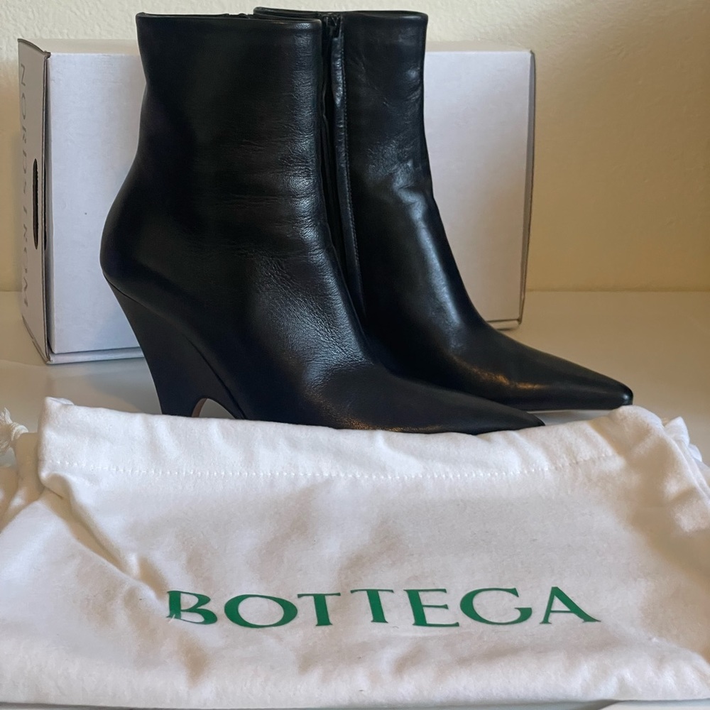 SALE!!! Bottega Veneta Pointed Boot  New